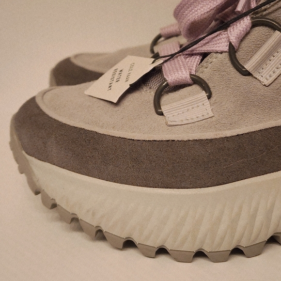 COLE HAAN Woman's Hiking WR Zerogrand Flurry Hiker Monument/Dark Size 5.5 - Picture 10 of 16